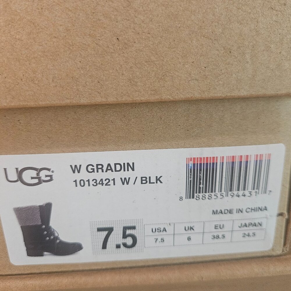 UGG GRADIN BOOT - NEW WITH BOX